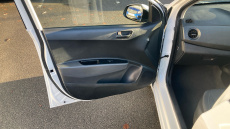 Hyundai i10 1.0 SE 5dr Petrol Hatchback